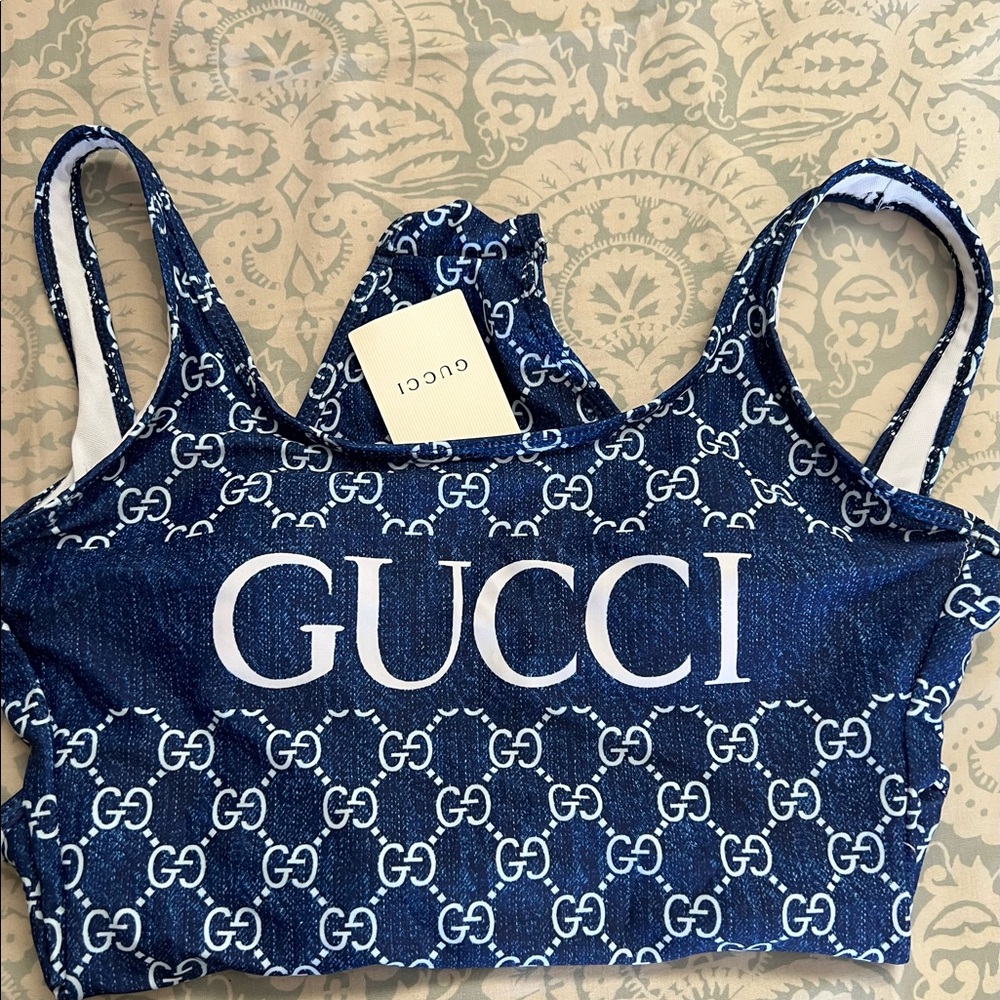 Selling a brand new size L with tags